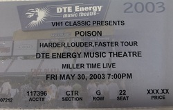 Poison / Vince Neil on May 30, 2003 [470-small]