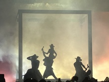FKA twigs / Koreless on Mar 21, 2025 [921-small]