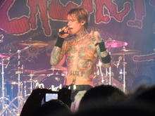 Buckcherry on Jun 16, 2011 [938-small]