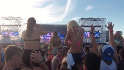 VELD 2013 on Aug 3, 2013 [646-small]