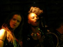Patti Smith / Juliette Lewis / Shingai Shoniwa / New Silver Cornet Band on Oct 13, 2007 [346-small]