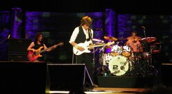 Jeff Beck / Buddy Guy on Jul 26, 2016 [599-small]