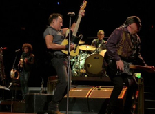 tags: Bruce Springsteen & The E Street Band - Bruce Springsteen & The E Street Band on Mar 28, 2016 [916-small]