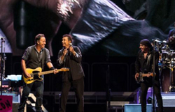 Bruce Springsteen & The E Street Band / Gary U.S. Bonds on Sep 21, 2012 [924-small]