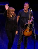 tags: Bruce Springsteen, Patti Scialfa - Bruce Springsteen / Patti Scialfa on Nov 9, 2017 [008-small]