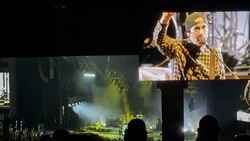 Pierce the Veil / Sleeping With Sirens / Beach Weather on May 30, 2025 [402-small]