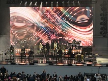 Earth, Wind & Fire on Jun 27, 2025 [979-small]