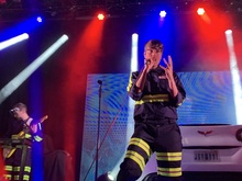 I DONT KNOW HOW BUT THEY FOUND ME / Joywave / Savannah Conley on Aug 25, 2022 [290-small]