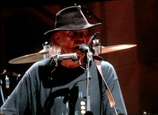 tags: Neil Young, Indio, California, United States, Empire Polo Club - Roger Waters / Paul McCartney / The Who / Neil Young / Bob Dylan & His Band / The Rolling Stones on Oct 14, 2016 [187-small]