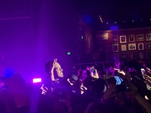 Don Broco / Mike Shinoda on Nov 9, 2018 [105-small]