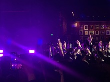 Don Broco / Mike Shinoda on Nov 9, 2018 [110-small]