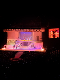Sabrina Carpenter / Declan McKenna on Nov 7, 2024 [345-small]