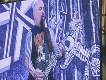 Kary King for me Slayer shredding not sure if I spell the name right, Carolina Rebellion on May 2, 2015 [164-small]
