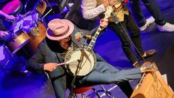 Elvis Costello & The Imposters / w Charlie Sexton on Jul 9, 2025 [018-small]