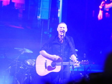 Bryan Adams on Dec 11, 2019 [625-small]