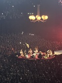 Sabrina Carpenter / Rachel Chinouriri on Mar 6, 2025 [625-small]