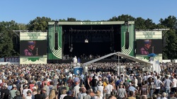 Van Morrison on Jul 1, 2025 [829-small]
