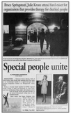 The Bobby Bandiera Band / Bruce Springsteen / Patti Scialfa / Max Weinberg / Jon Bon Jovi on Oct 21, 2000 [050-small]