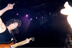 Van Halen on Sep 16, 1998 [237-small]
