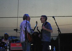Hot Tuna / Steve Earle / Ge Smith / Barry Mitterhof on Jul 18, 2010 [331-small]