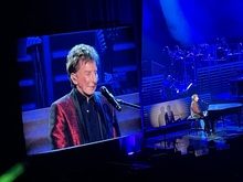 Barry Manilow / dennis blair on Jul 19, 2025 [862-small]