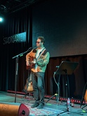 Amos Lee / Annie Cheevers on Jul 22, 2025 [327-small]