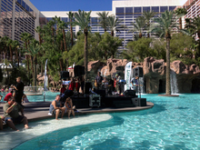 tags: Tommy Rocker, Las Vegas, Nevada, United States, Go Pool, Flamingo Las Vegas - Tommy Rocker and Conched Out on Oct 19, 2013 [090-small]