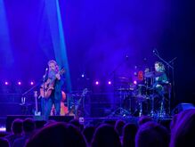 I'm With Her / Iron & Wine / Sarah Jarosz / Aoife O'Donovan / Sara Watkins / Ken Pomeroy on Jul 24, 2025 [104-small]