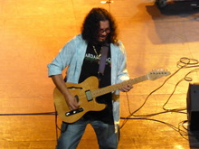Raimundo Amador on Sep 19, 2014 [188-small]