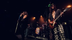 Dirty Honey / James and the Cold Gun on Jun 29, 2025 [821-small]