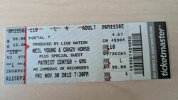 Neil Young / Crazy Horse / Neil Young & Crazy Horse / Patti Smith / Everest on Nov 30, 2012 [976-small]