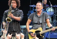 Bruce Springsteen & The E Street Band on Apr 7, 2016 [534-small]