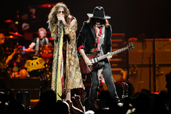 Aerosmith / Cheap Trick on Dec 13, 2012 [196-small]