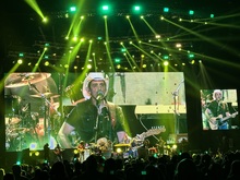 Brad Paisley / Walker Hayes / Alexandra Kay on Aug 1, 2025 [783-small]