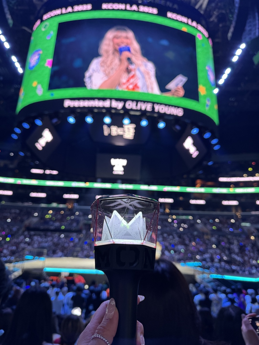 Aug 02, 2025: KCON LA 2025 Day 2 at Crypto.com Arena Los Angeles,  California, United States | Concert Archives