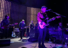 Gaz Coombes on Mar 10, 2023 [876-small]