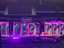 Oasis / Richard Ashcroft / Cast on Aug 2, 2025 [884-small]