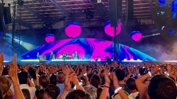 Coldplay / H.E.R. / Lous and the Yakuza on Aug 6, 2022 [621-small]