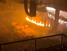 Twenty One Pilots / Balu Brigada on Apr 13, 2025 [957-small]