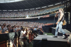 Bruce Springsteen & The E Street Band on Aug 5, 1985 [576-small]