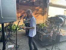 Temporary Friends / Pearl Sugar on Aug 7, 2025 [213-small]