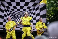 Devo on Jul 23, 2025 [698-small]