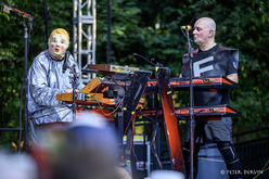 Devo on Jul 23, 2025 [737-small]