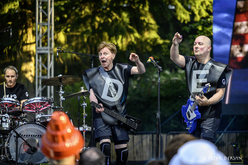 Devo on Jul 24, 2025 [754-small]