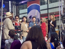 Jonas Brothers / Dean Lewis on Aug 8, 2025 [816-small]