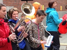 Schudden Met De Poep on Apr 30, 2016 [210-small]
