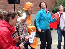 Schudden Met De Poep on Apr 30, 2016 [217-small]