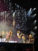Hozier / Gigi Perez on Aug 14, 2025 [109-small]