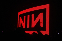 NIN, tags: Nine Inch Nails, Inglewood, California, United States, The Forum - Nine Inch Nails / Deerhunter on Sep 6, 2008 [181-small]