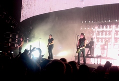 NIN, tags: Nine Inch Nails, Inglewood, California, United States, The Forum - Nine Inch Nails / Deerhunter on Sep 6, 2008 [185-small]